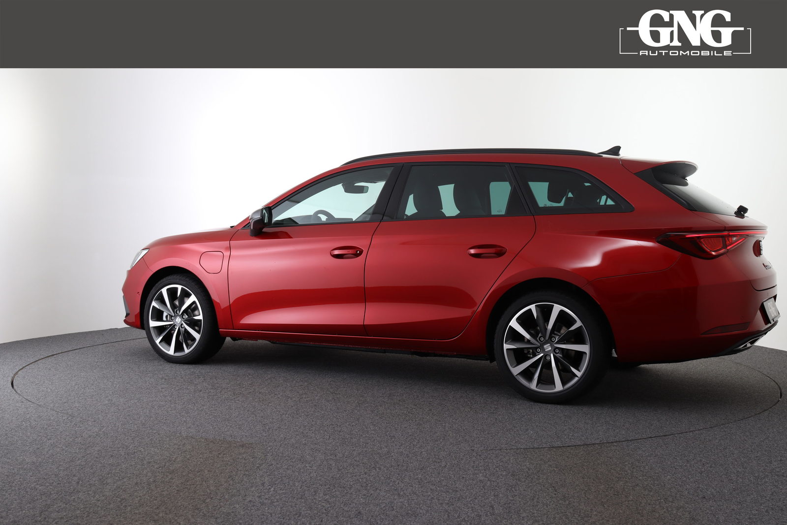 SEAT LEON SPORTSTOURER HOLA FR e-HYBRID (netto), Full-Hybrid Petrol/Electric, Second hand / Used, Automatic - 4