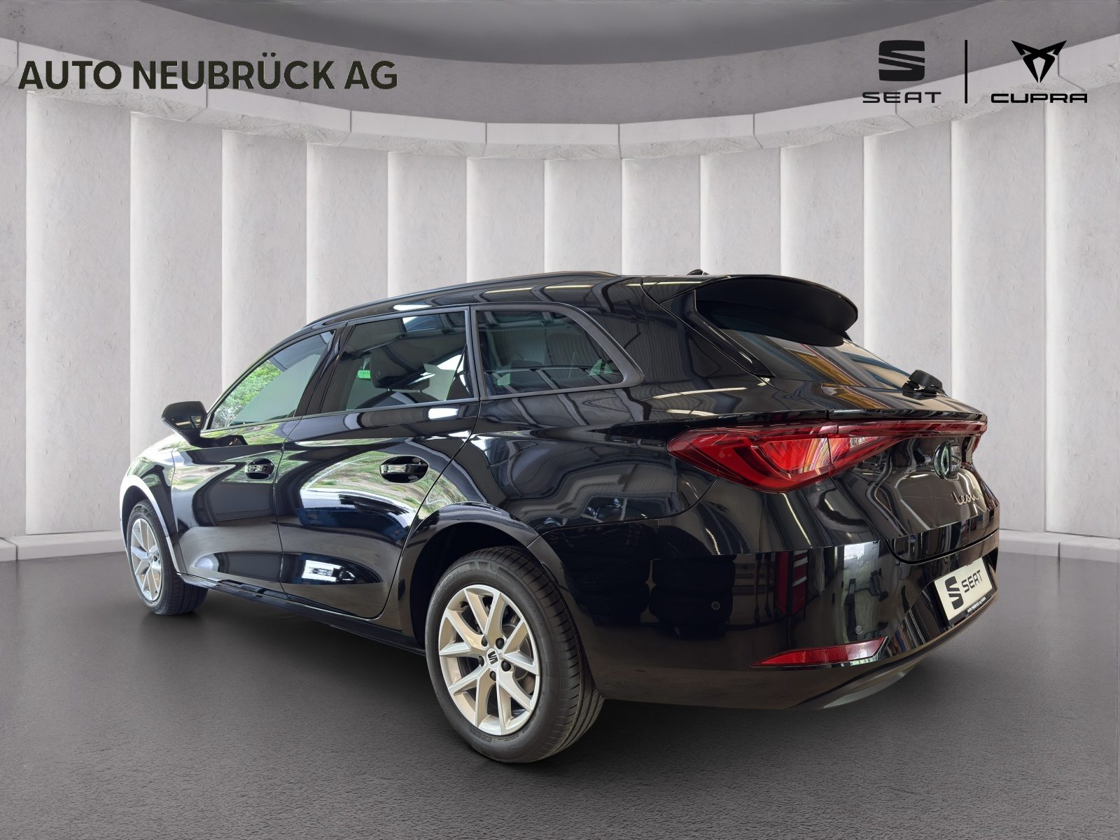 SEAT NEW SEAT LEON SPORTSTOURER BUSINESS EDITION, Diesel, Occasion / Gebraucht, Automatik - 2