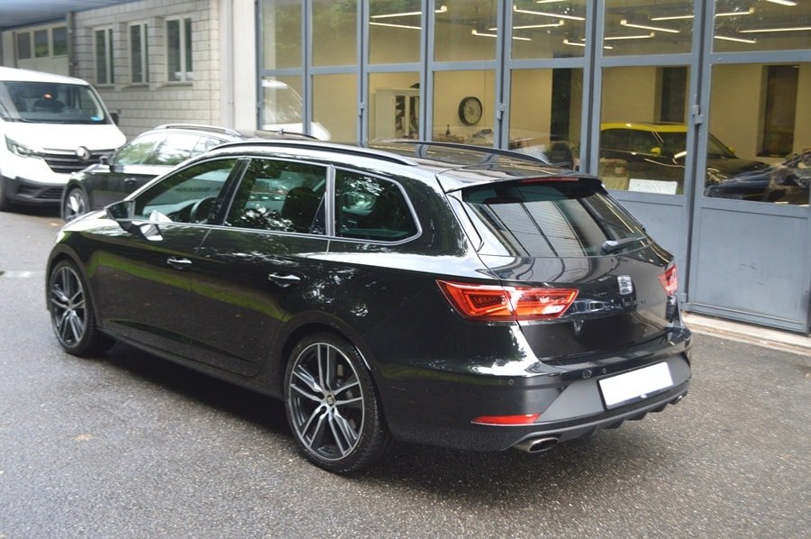 SEAT Leon ST 2.0 TSI 300 4 Drive DSG, Petrol, Second hand / Used, Automatic - 5