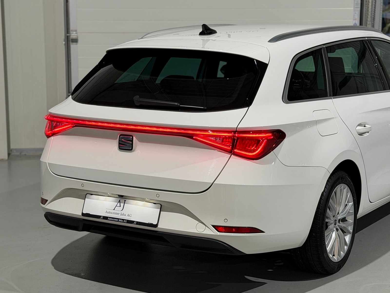 SEAT Leon ST 2.0 TDI EVO DSG 4Drive Style, Diesel, Occasion / Utilisé, Automatique - 6