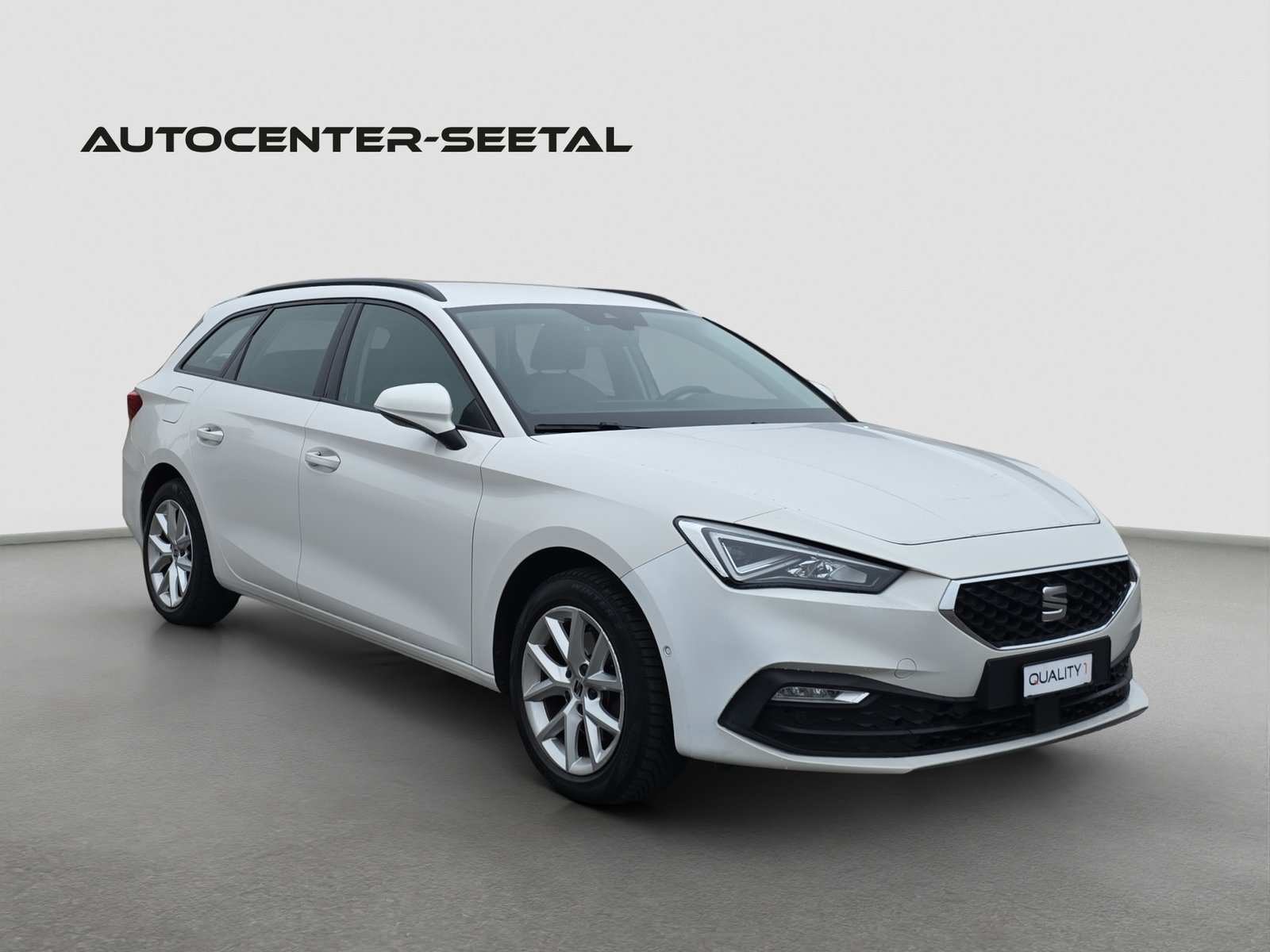 SEAT Leon ST 1.5 eTSI mHEV DSG Style, Mild-Hybrid Petrol/Electric, Second hand / Used, Automatic - 5