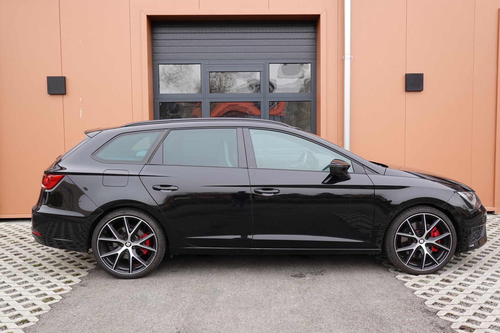 SEAT Leon ST 2.0 TSI ABT 335' cv DSG - ABT 335' Homol, Petrol, Second hand / Used, Automatic - 6