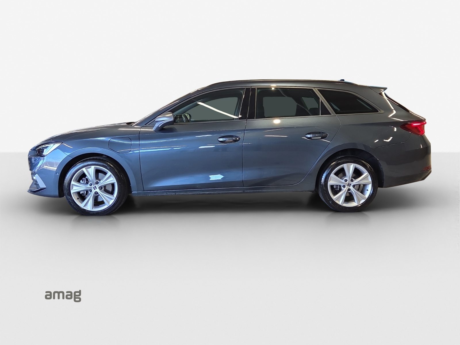 SEAT NEW SEAT LEON SPORTSTOURER FR e-HYBRID, Full-Hybrid Petrol/Electric, Second hand / Used, Automatic - 2