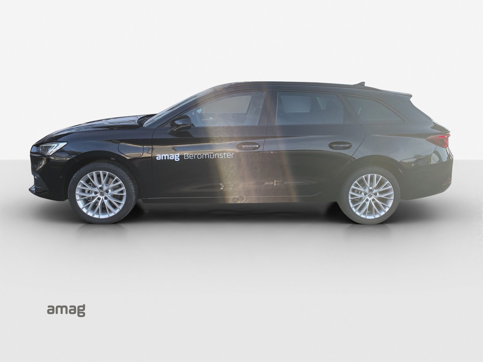 SEAT SEAT LEON SPORTSTOURER Style BUSINESS EDITION, Voll-Hybrid Benzin/Elektro, Occasion / Gebraucht, Automatik - 2