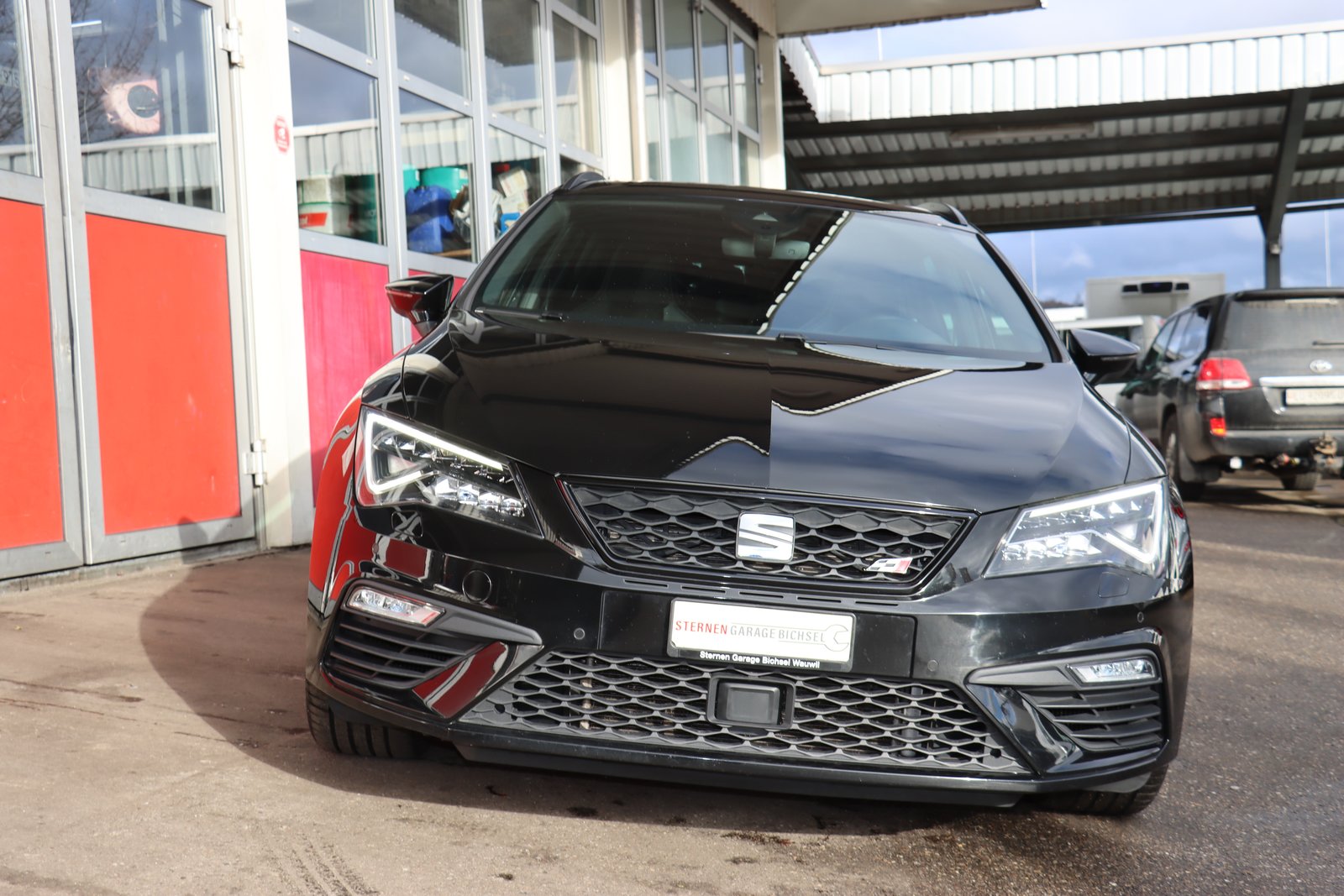 SEAT Leon ST 2.0 TSI 300 4 Drive DSG, Benzin, Occasion / Gebraucht, Automatik - 3