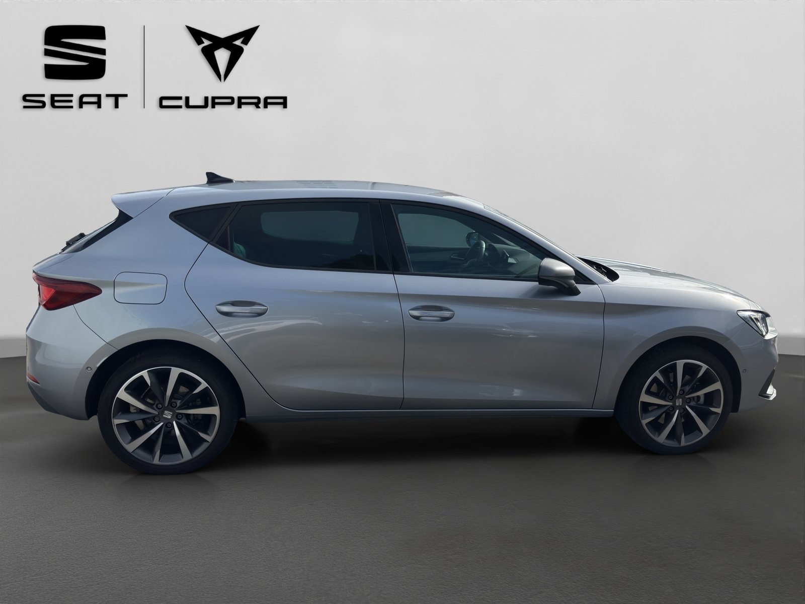 SEAT Leon ST 1.4 eHybrid pHEV DSG Move FR, Plug-in-Hybrid Benzin/Elektro, Occasion / Gebraucht, Automatik - 7