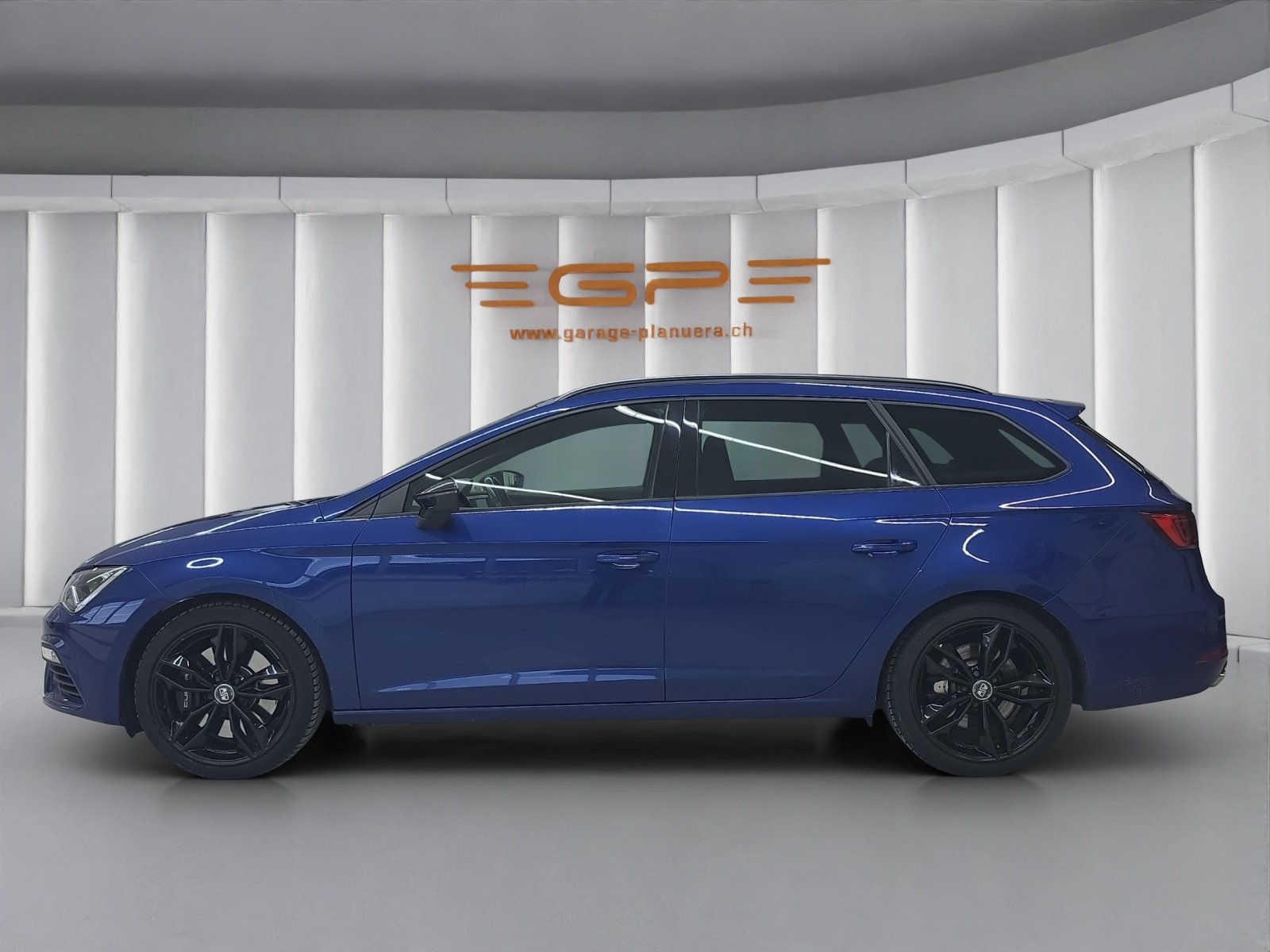 SEAT Leon ST 2.0 TSI 300 4Drive DSG, Petrol, Second hand / Used, Automatic - 4