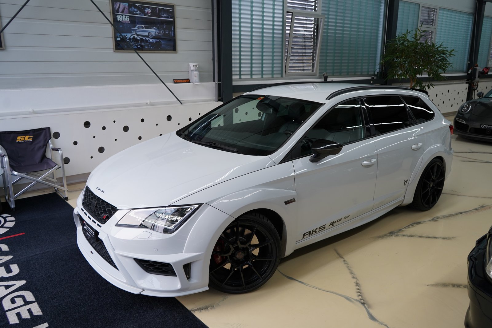 SEAT Leon ST 2.0 TSI 280 DSG / JE Design- Wide Body* G, Benzin, Occasion / Gebraucht, Automatik - 3