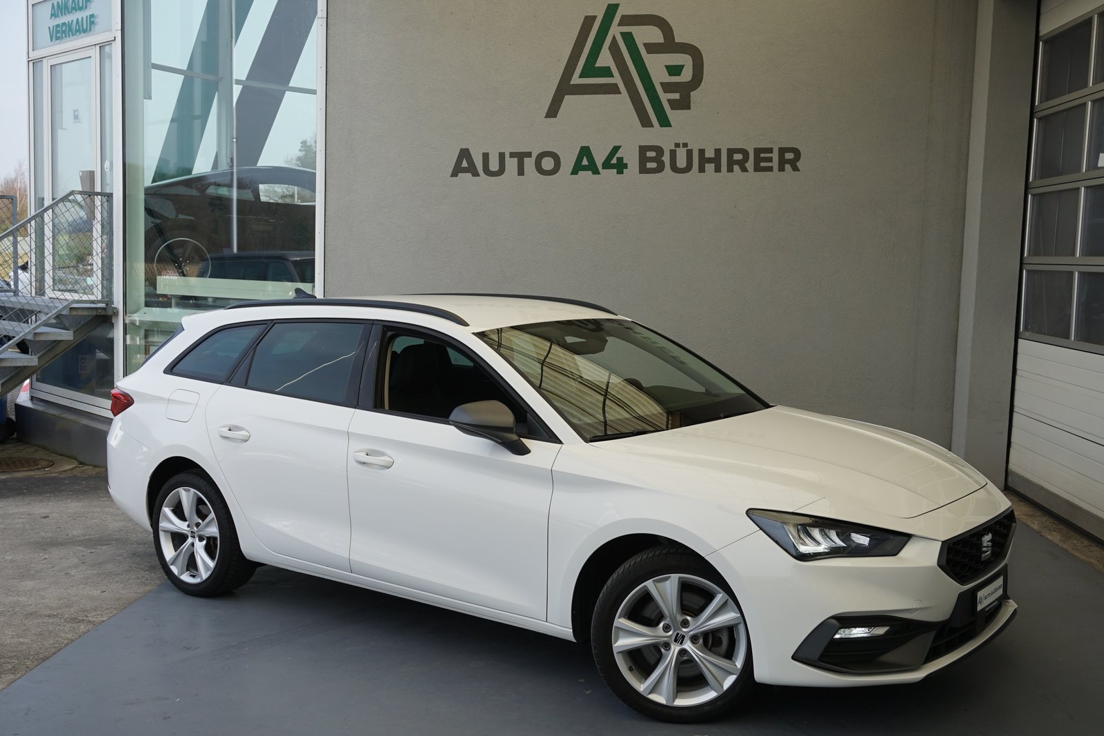 SEAT Leon ST 1.4 eHybrid Formula Racing wenn Akku geladen nu, Plug-in-Hybrid Benzina/Elettrica, Occasioni / Usate, Automatico - 2