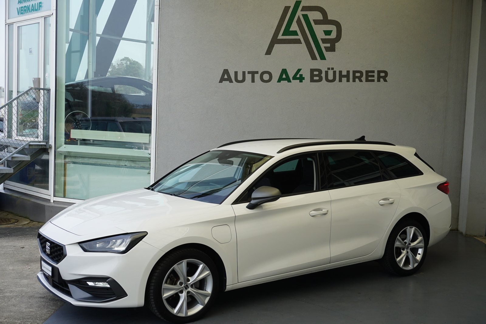 SEAT Leon ST 1.4 eHybrid Formula Racing wenn Akku geladen nu, Plug-in-Hybrid Benzina/Elettrica, Occasioni / Usate, Automatico - 4