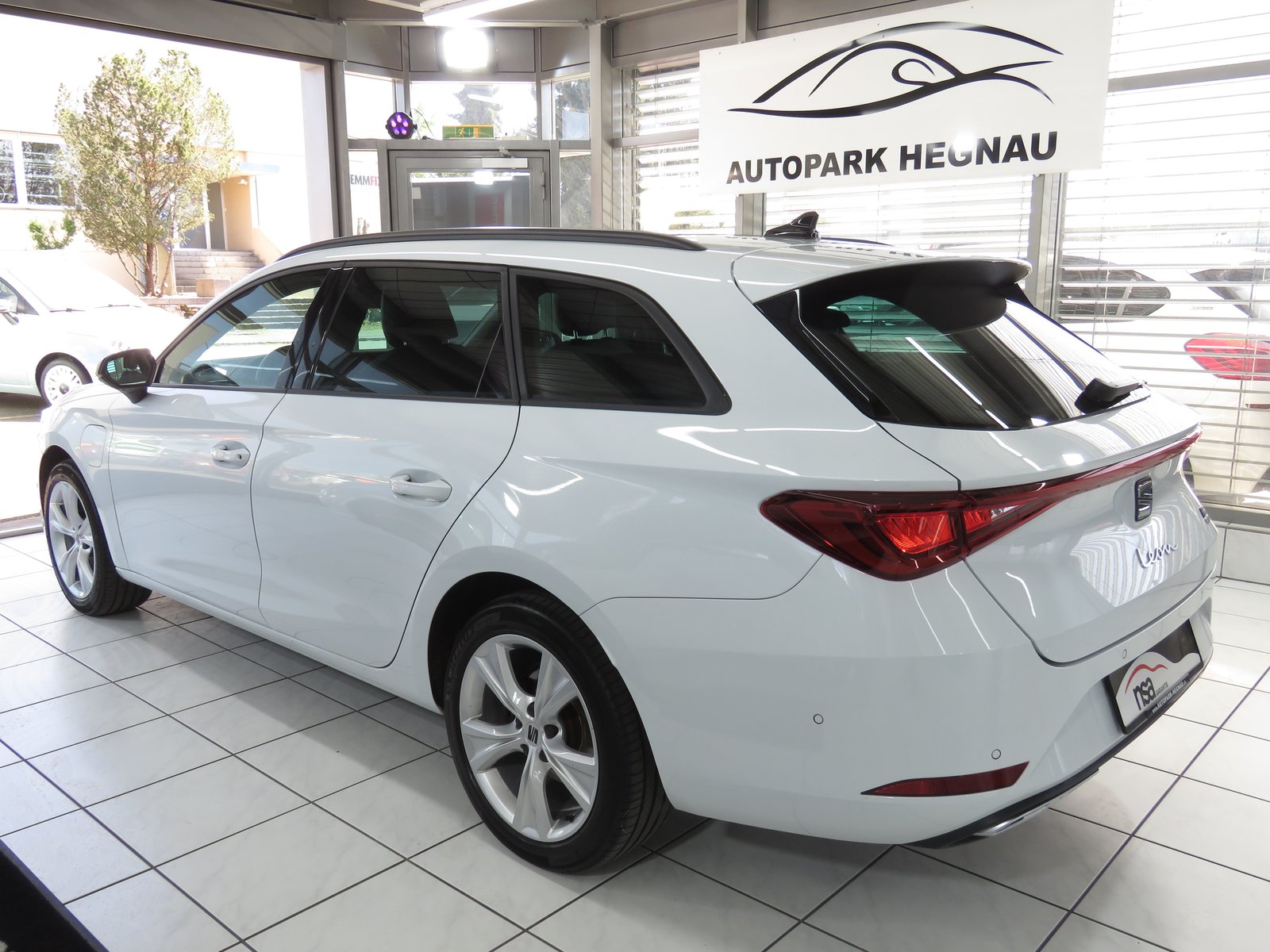 SEAT Leon ST 1.4 eHybrid pHEV DSG FR, Plug-in-Hybrid Benzin/Elektro, Occasion / Gebraucht, Automatik - 6
