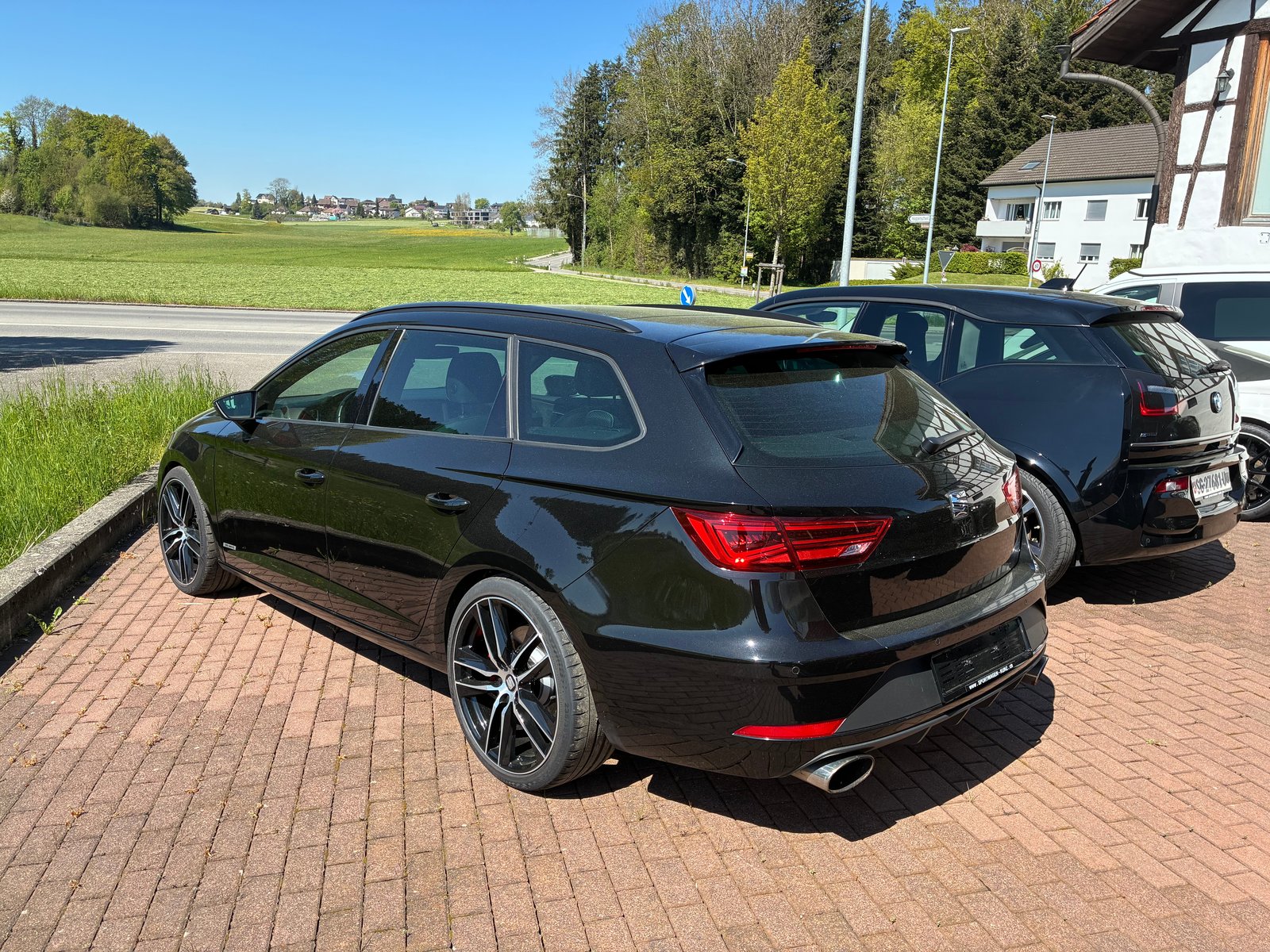 SEAT Leon ST 2.0 TSI 300 4 Drive DSG, Benzin, Occasion / Gebraucht, Automatik - 3