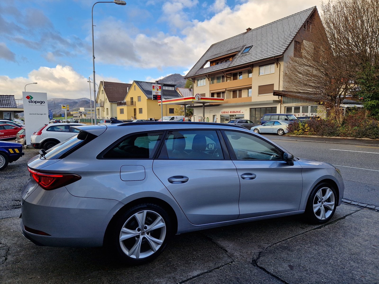 SEAT Leon ST 1.5 eTSI mHEV DSG FR, Mild-Hybrid Benzin/Elektro, Occasion / Gebraucht, Automatik - 5