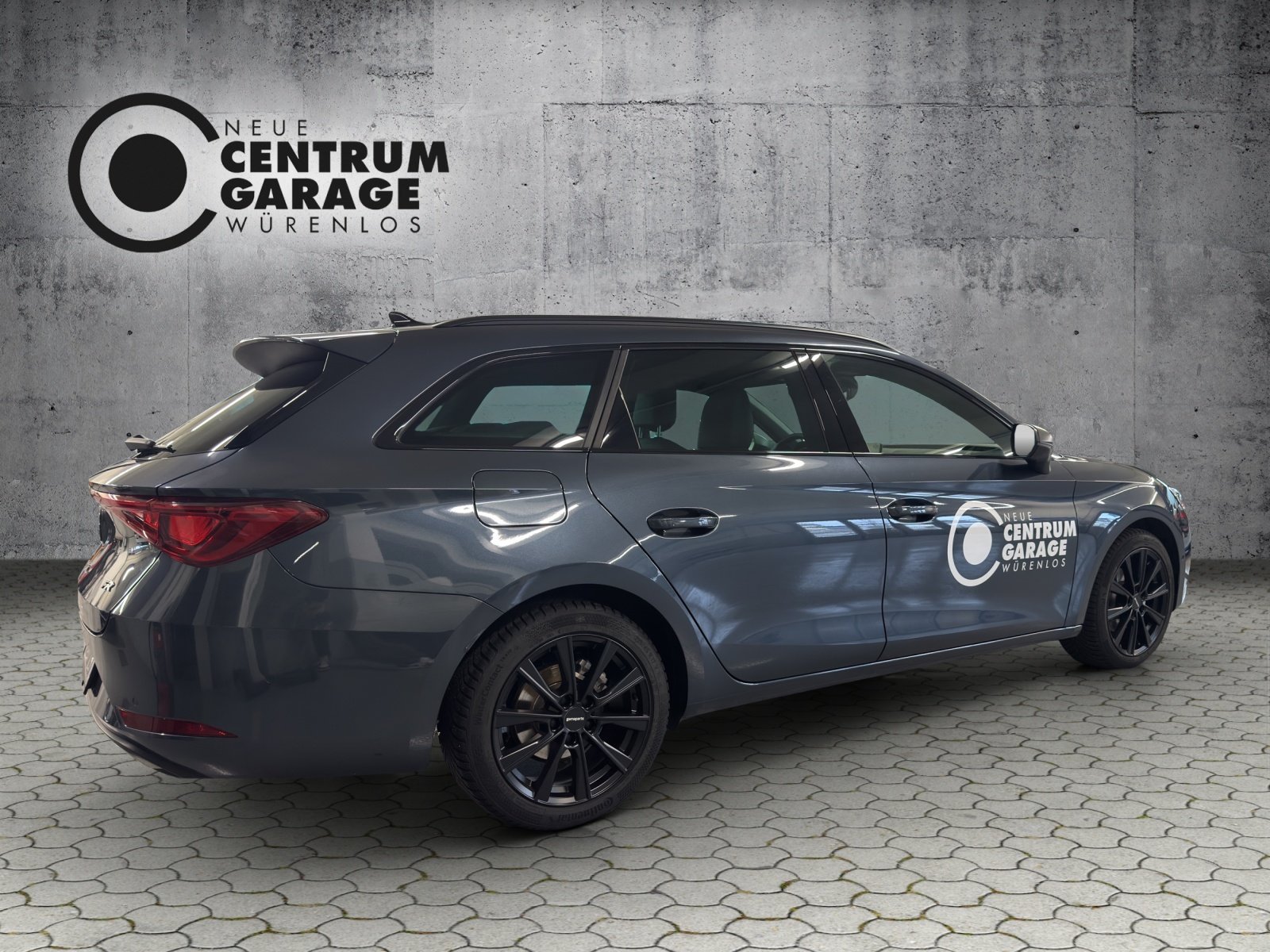 SEAT Leon ST 1.5 eTSI mHEV DSG Hola FR, Mild-Hybrid Petrol/Electric, Second hand / Used, Automatic - 4