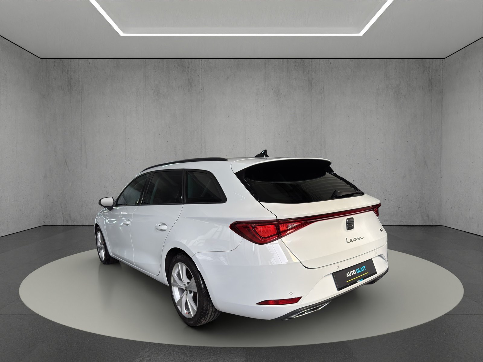 SEAT Leon ST 1.5 eTSI mHEV DSG FR Navi-Winterpaket-Distronic, Mild-Hybrid Petrol/Electric, Second hand / Used, Automatic - 5