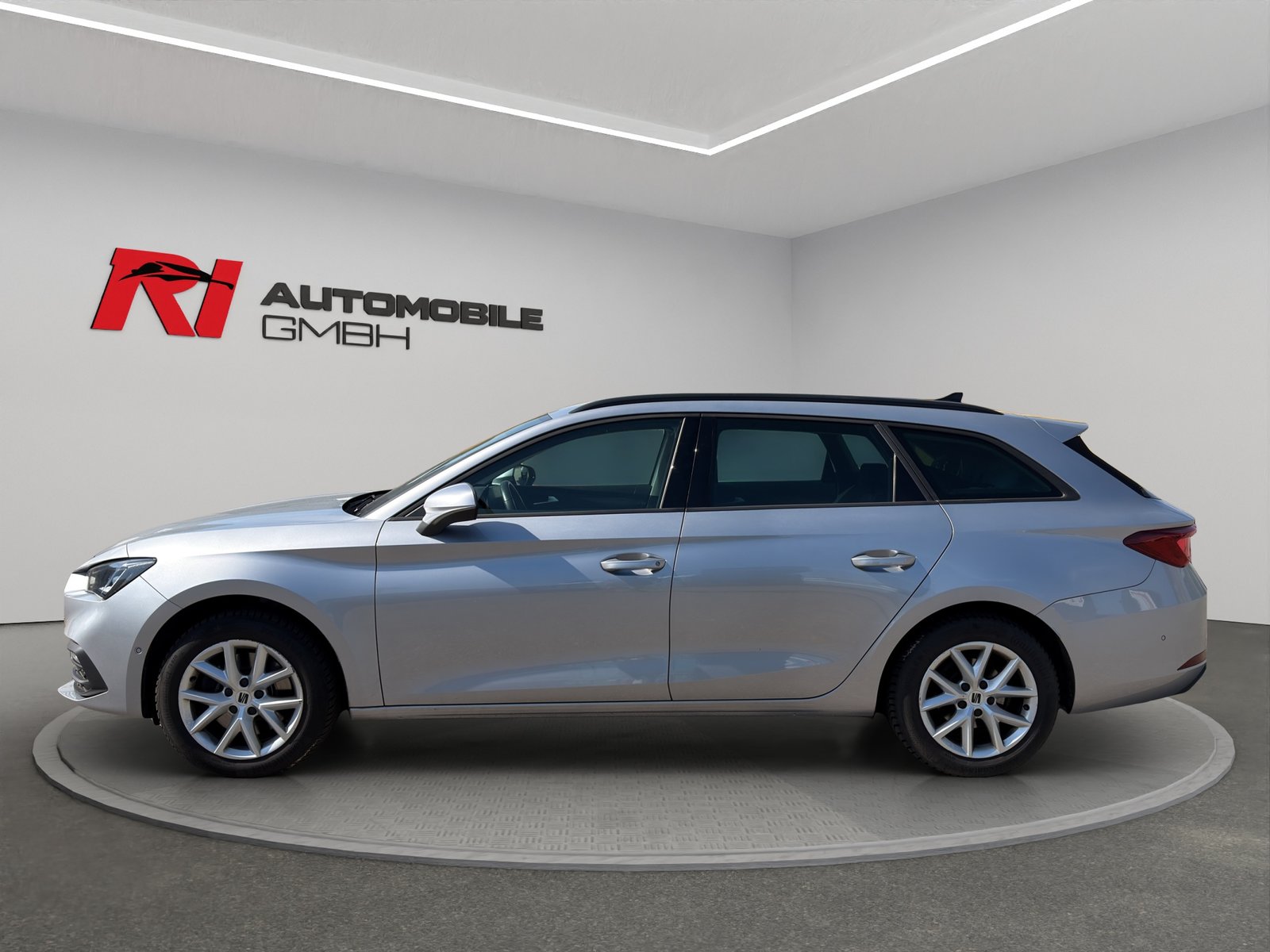 SEAT Leon ST 2.0 TDI EVO DSG Style, Diesel, Occasioni / Usate, Automatico - 4