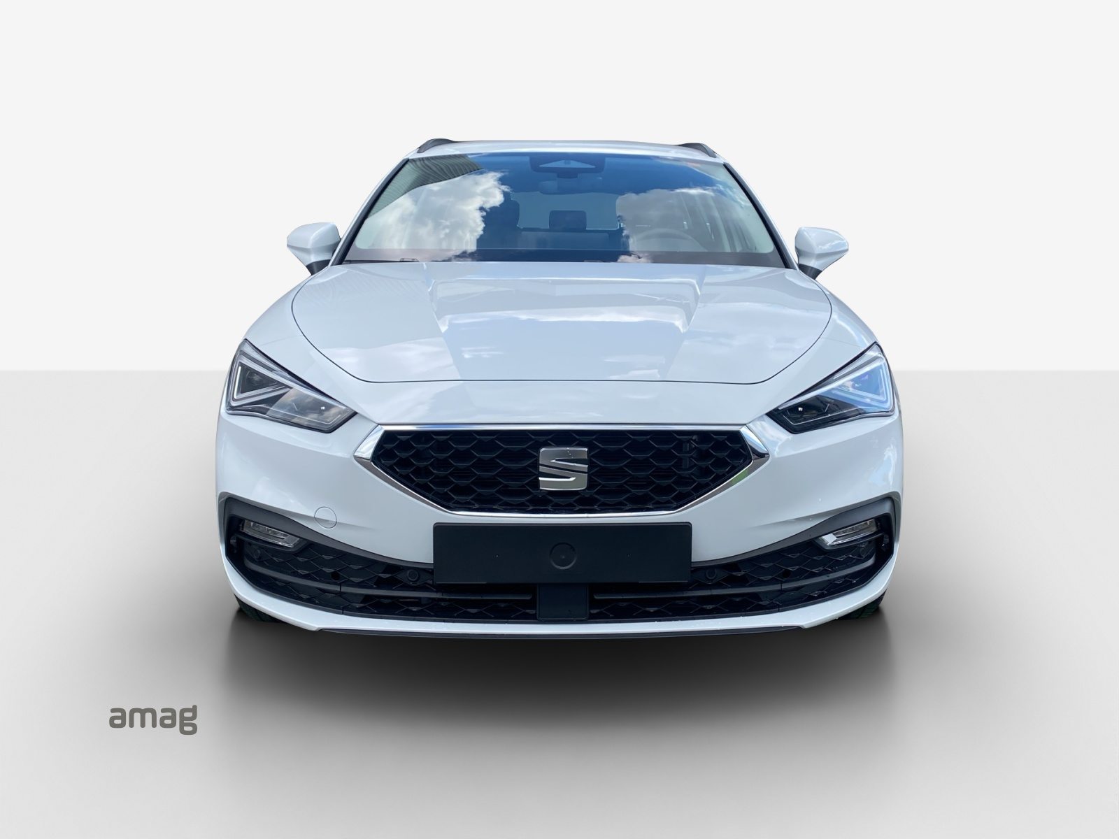 SEAT SEAT LEON SPORTSTOURER Style e-HYBRID, Full-Hybrid Petrol/Electric, Second hand / Used, Automatic - 7