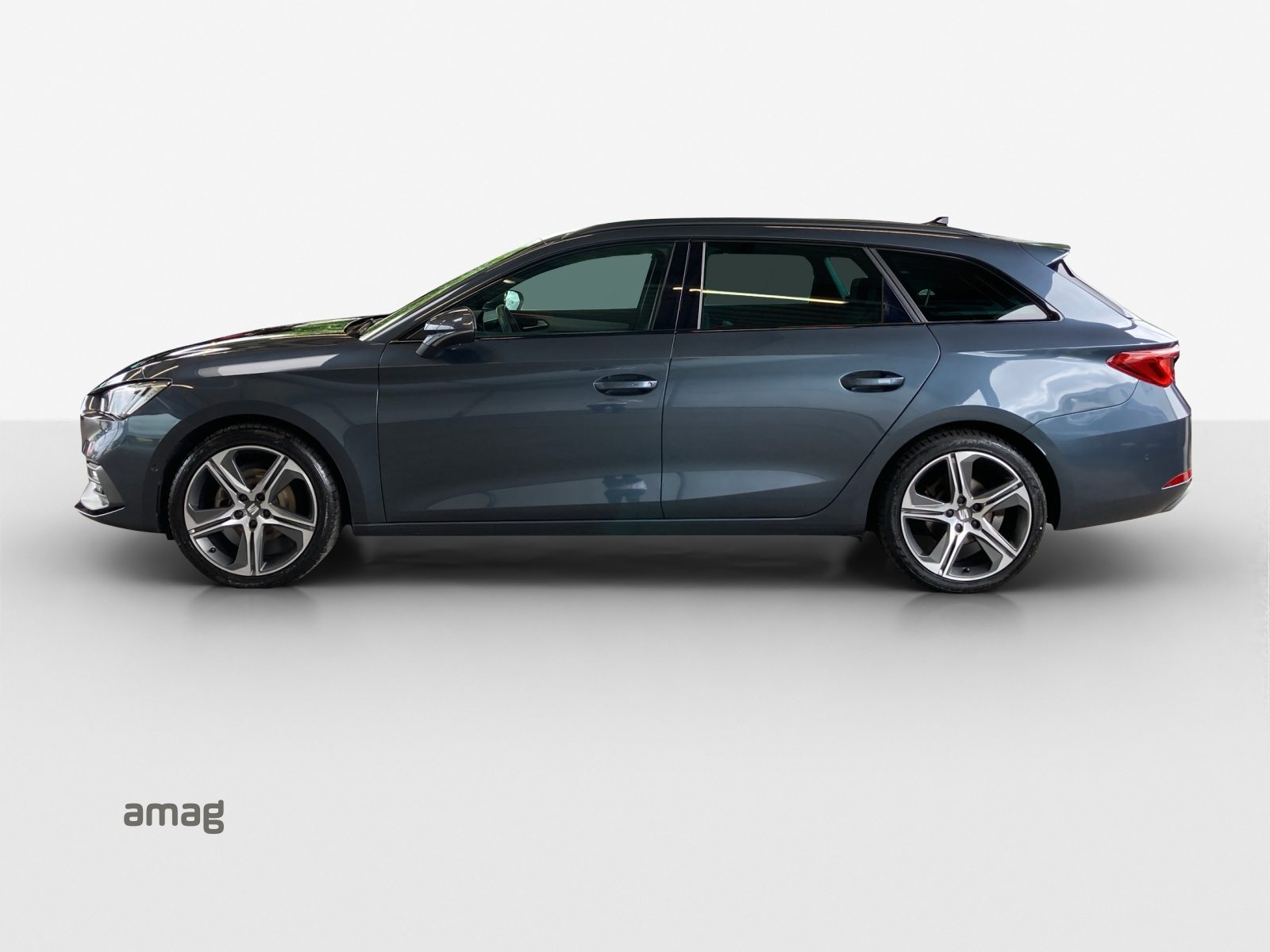 SEAT LEON SPORTSTOURER HOLA FR (netto), Benzin, Occasion / Gebraucht, Automatik - 2