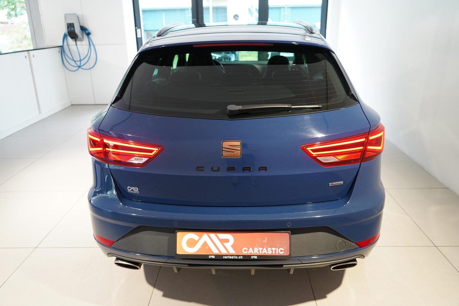 SEAT Leon ST 2.0 TSI 300 Cupra 4Drive DSG, Benzin, Occasion / Gebraucht, Automatik - 4