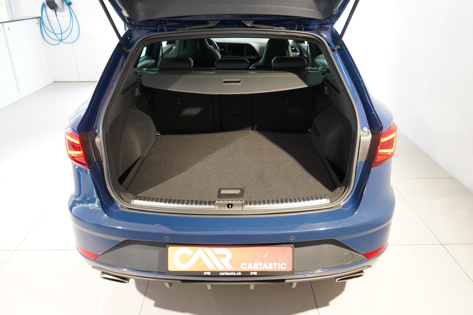 SEAT Leon ST 2.0 TSI 300 Cupra 4Drive DSG, Benzin, Occasion / Gebraucht, Automatik - 5