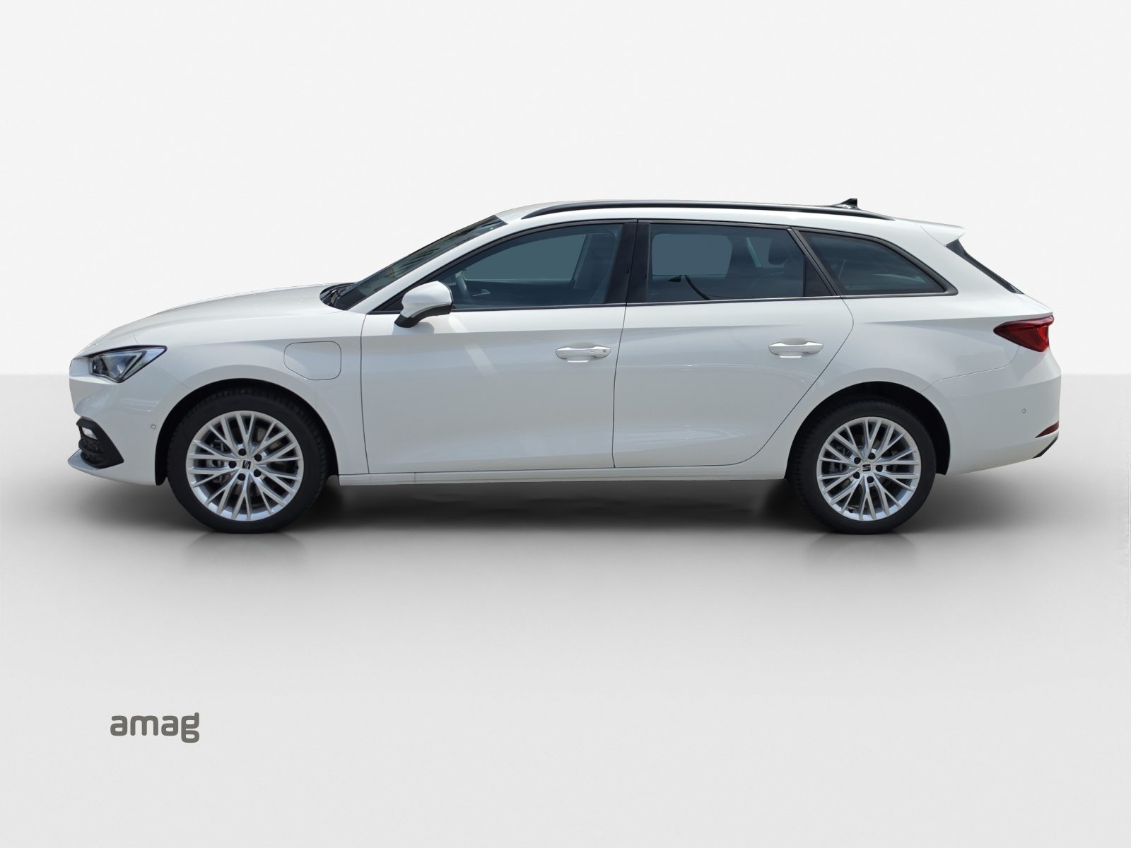SEAT SEAT LEON SPORTSTOURER Style BUSINESS EDITION, Full-Hybrid Petrol/Electric, Second hand / Used, Automatic - 2
