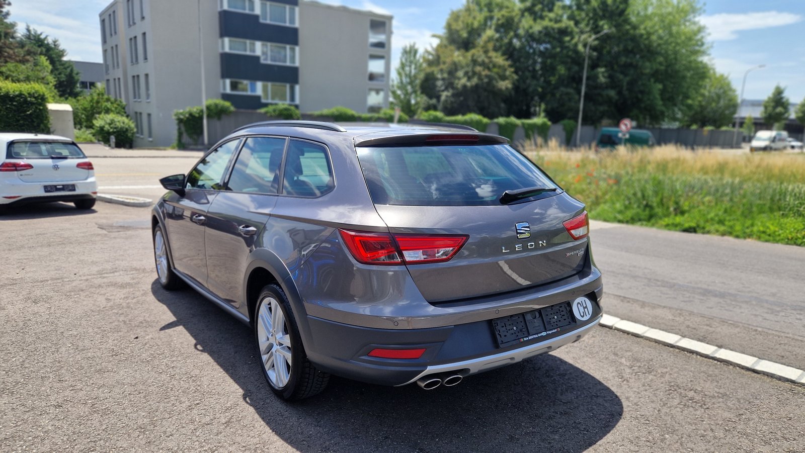 SEAT Leon ST 2.0 TDI X-Perience 4Drive DSG, Diesel, Second hand / Used, Automatic - 4