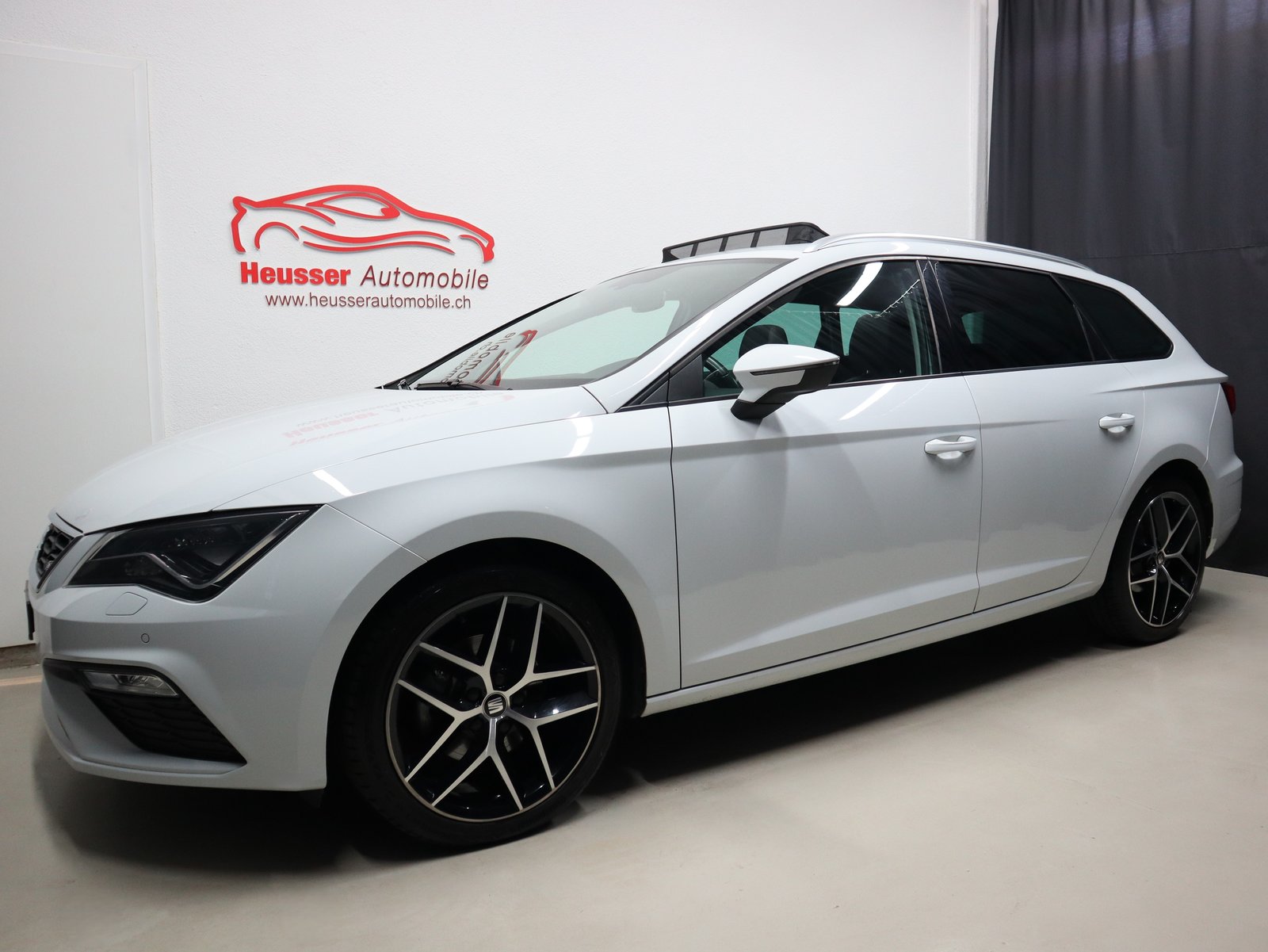 SEAT Leon ST 1.4 TSI FR - Panorama - Navi - DAB+ - CarPlay -, Essence, Occasion / Utilisé, Manuelle - 2