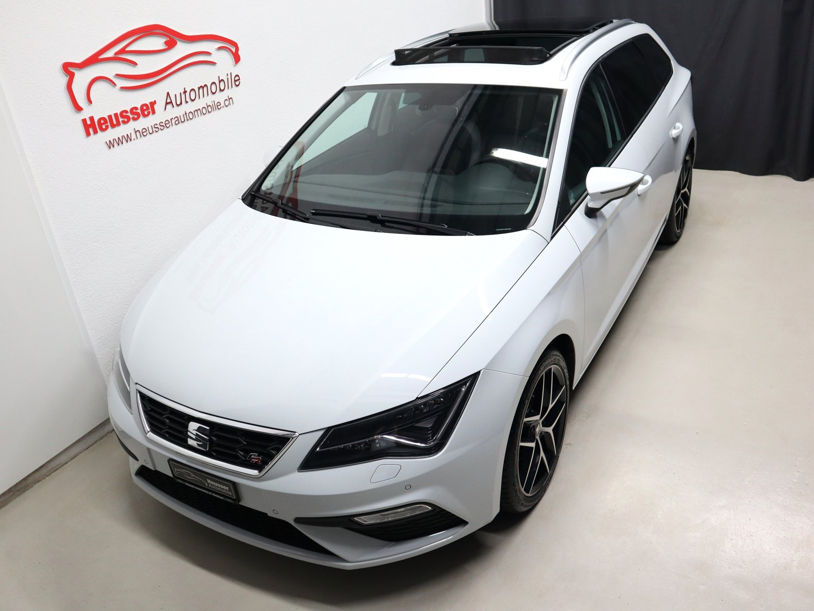 SEAT Leon ST 1.4 TSI FR - Panorama - Navi - DAB+ - CarPlay -, Essence, Occasion / Utilisé, Manuelle - 3