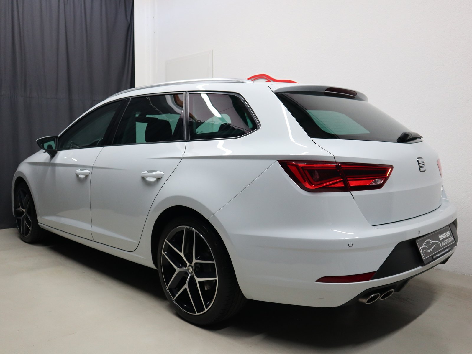 SEAT Leon ST 1.4 TSI FR - Panorama - Navi - DAB+ - CarPlay -, Essence, Occasion / Utilisé, Manuelle - 4