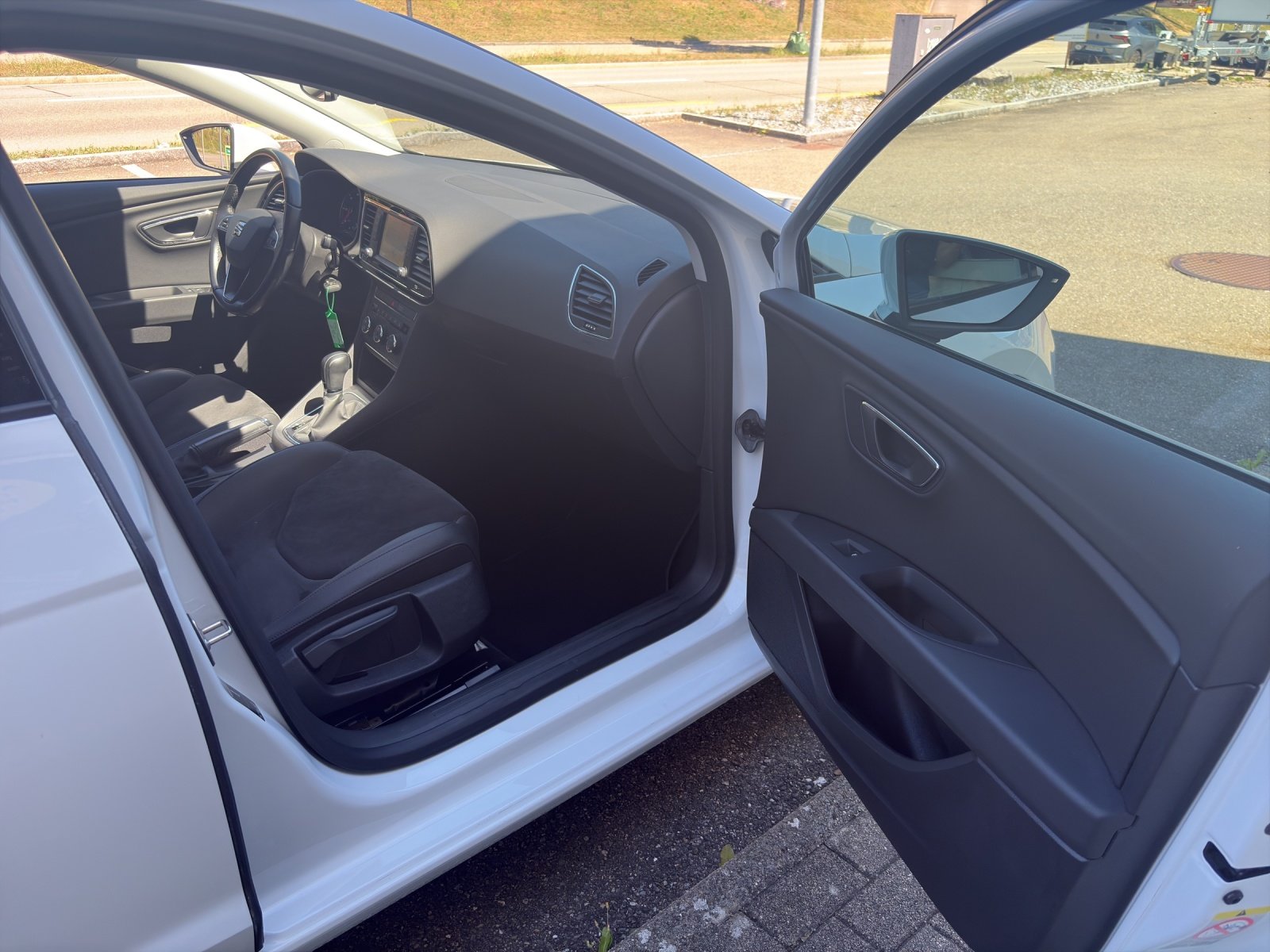 SEAT Leon ST 2.0 TDI Style DSG, Diesel, Second hand / Used, Automatic - 6