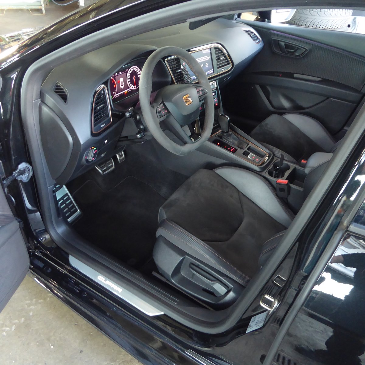 SEAT Leon ST 2.0 TSI R 300 4 Drive DSG, Benzina, Occasioni / Usate, Automatico - 7