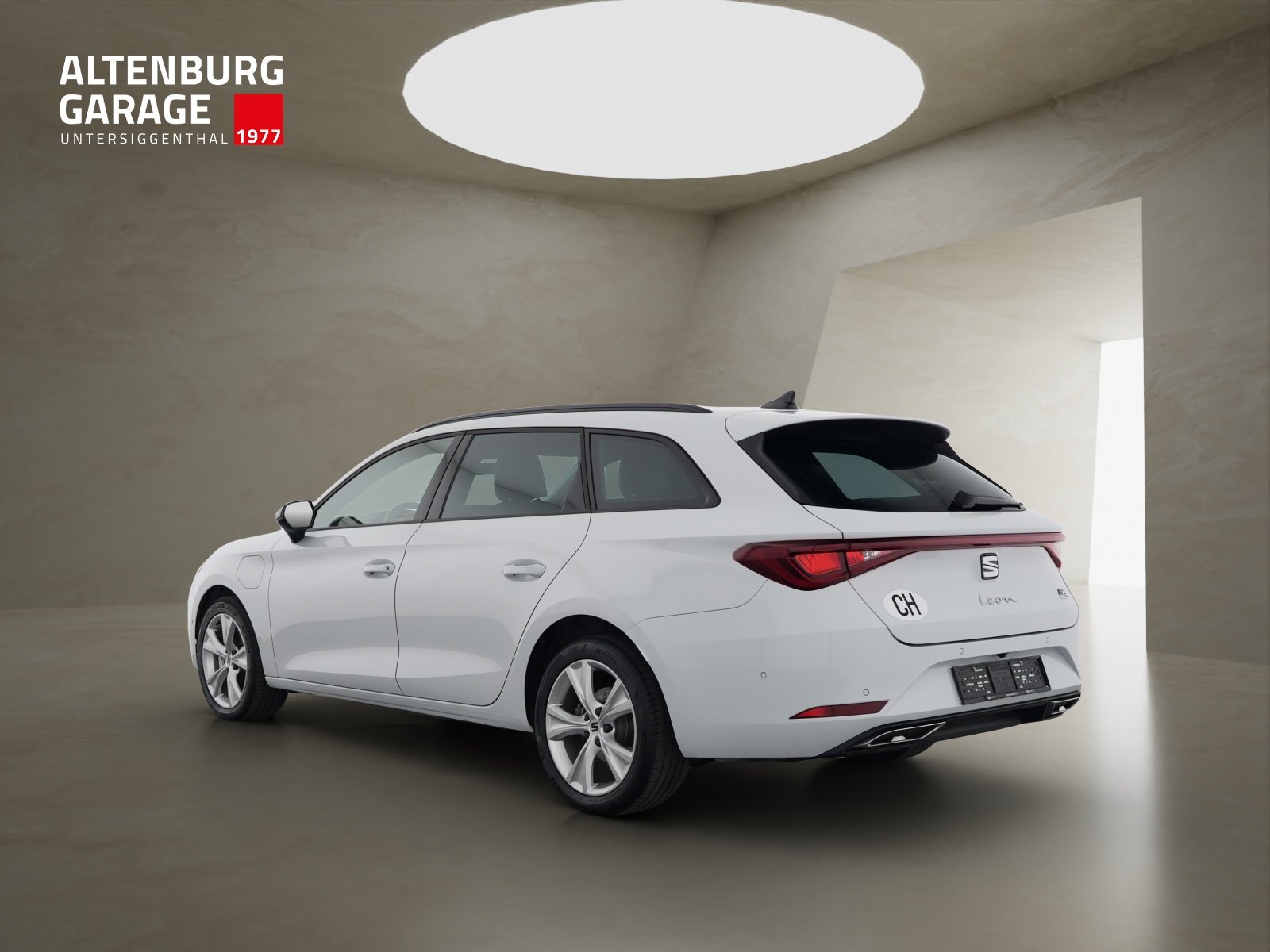 SEAT Leon ST 1.5 eHybrid FR DSG, Plug-in-Hybrid Petrol/Electric, Second hand / Used, Automatic - 3
