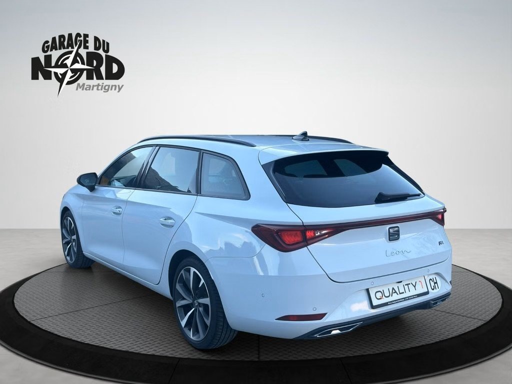 SEAT Leon ST 1.5 eTSI mHEV DSG FR, Mild-Hybrid Petrol/Electric, Second hand / Used, Automatic - 4
