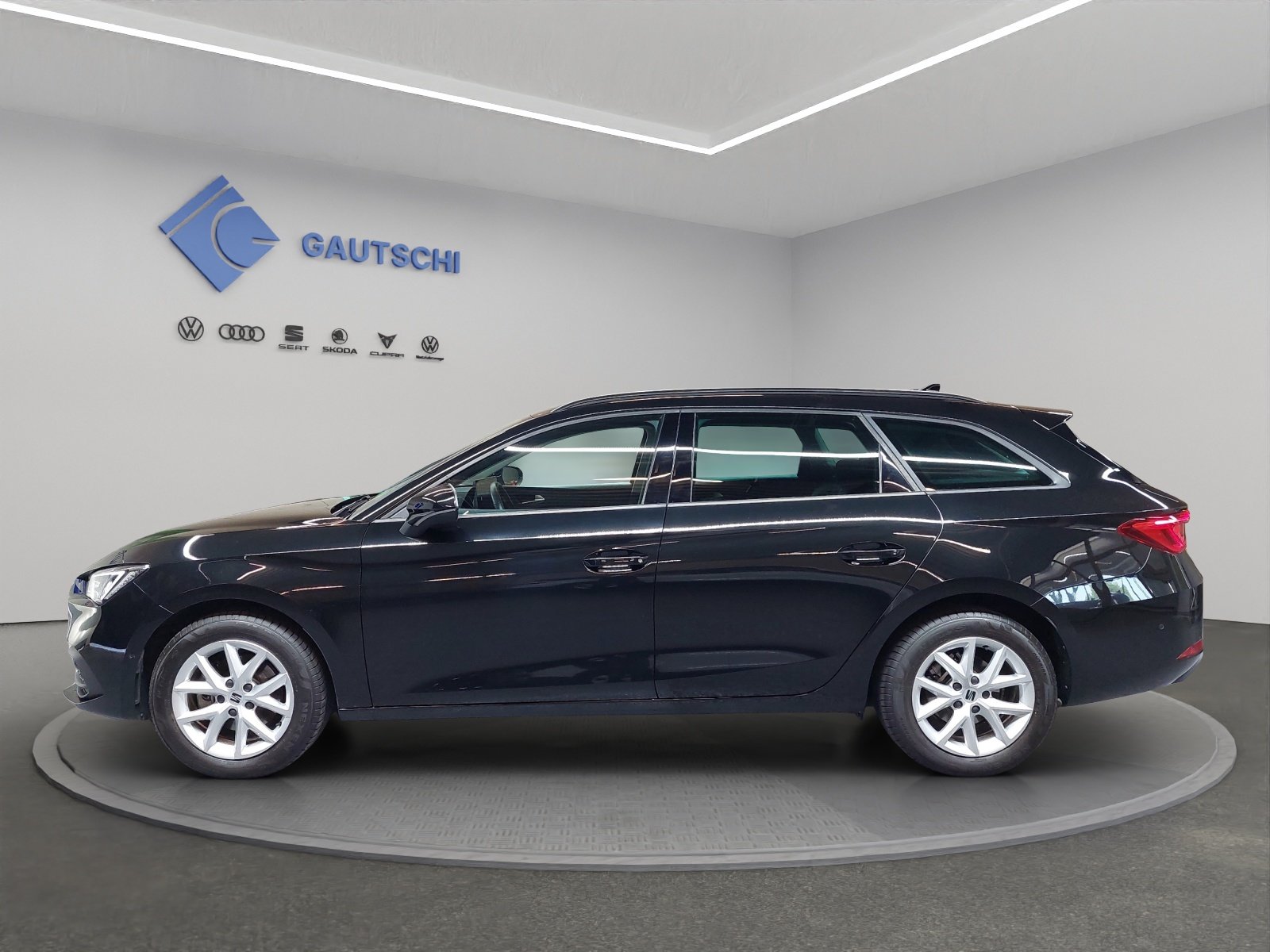 SEAT Leon ST 1.5 eTSI mHEV DSG Business Edition, Benzina, Occasioni / Usate, Automatico - 2