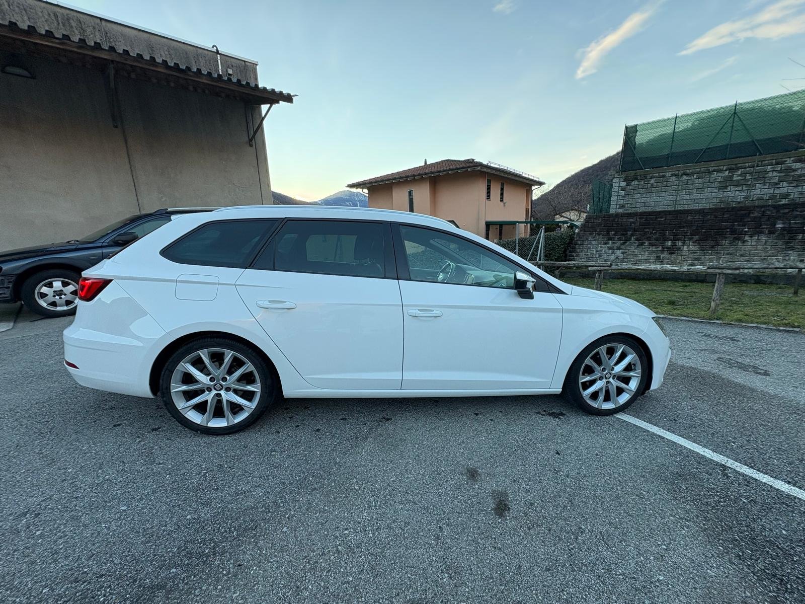 SEAT Leon ST 1.5 TSI EVO ACT FR DSG, Essence, Occasion / Utilisé, Automatique - 4