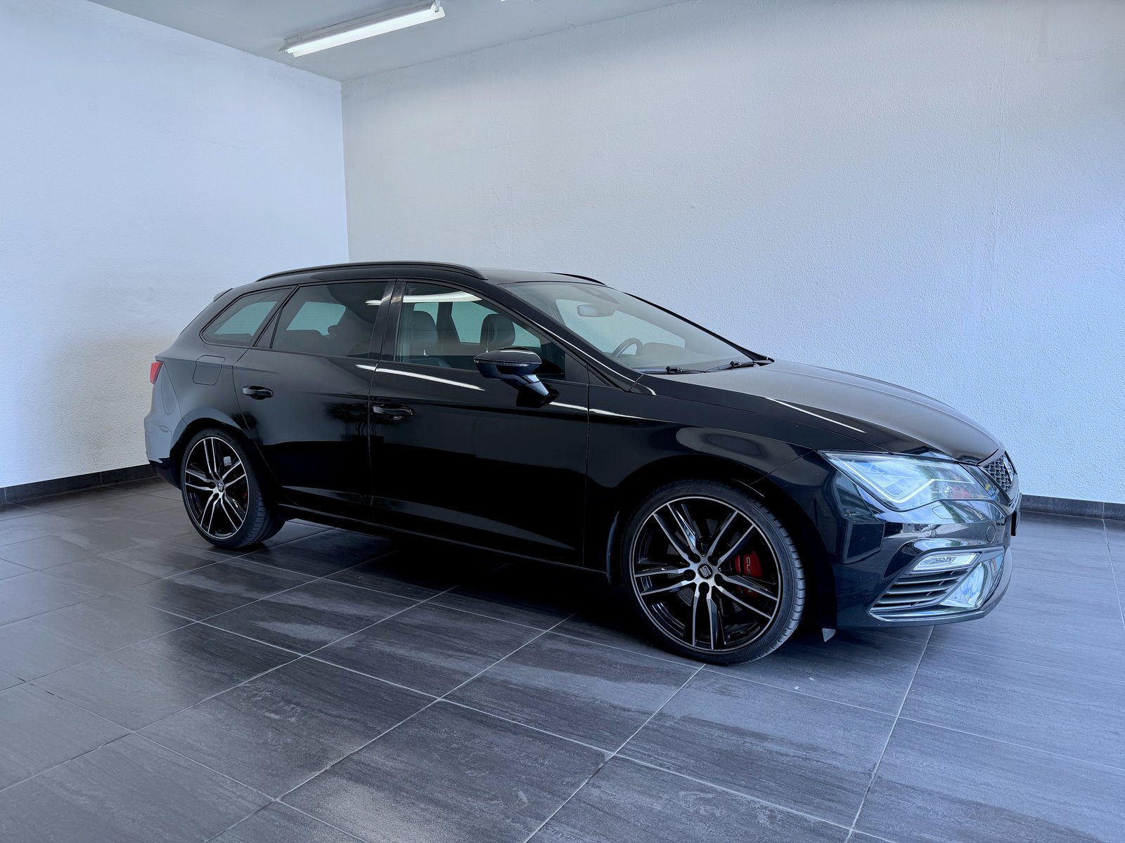 SEAT Leon ST 2.0 TSI 300 4 Drive DSG