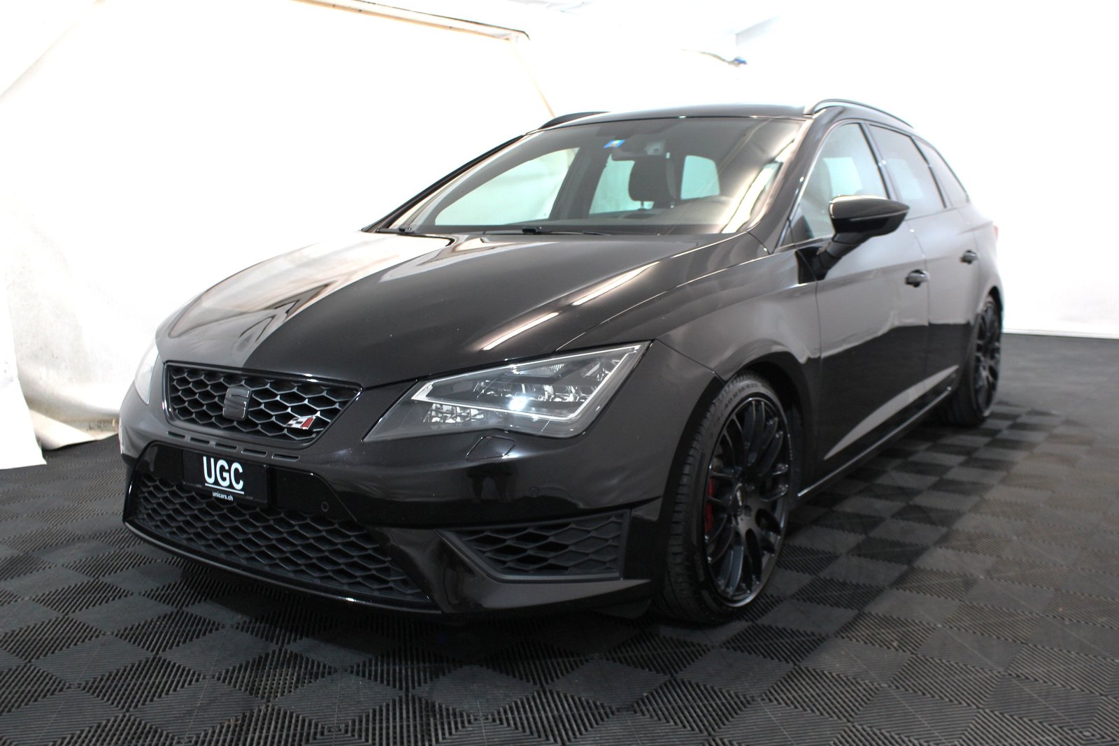 SEAT Leon ST 2.0 TSI 280 DSG, Benzin, Occasion / Gebraucht, Automatik - 3