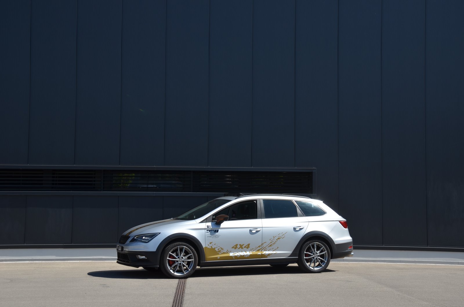 SEAT Leon ST 1.8 TSI X-Perience 4Drive DSG, Benzin, Occasion / Gebraucht, Automatik - 2