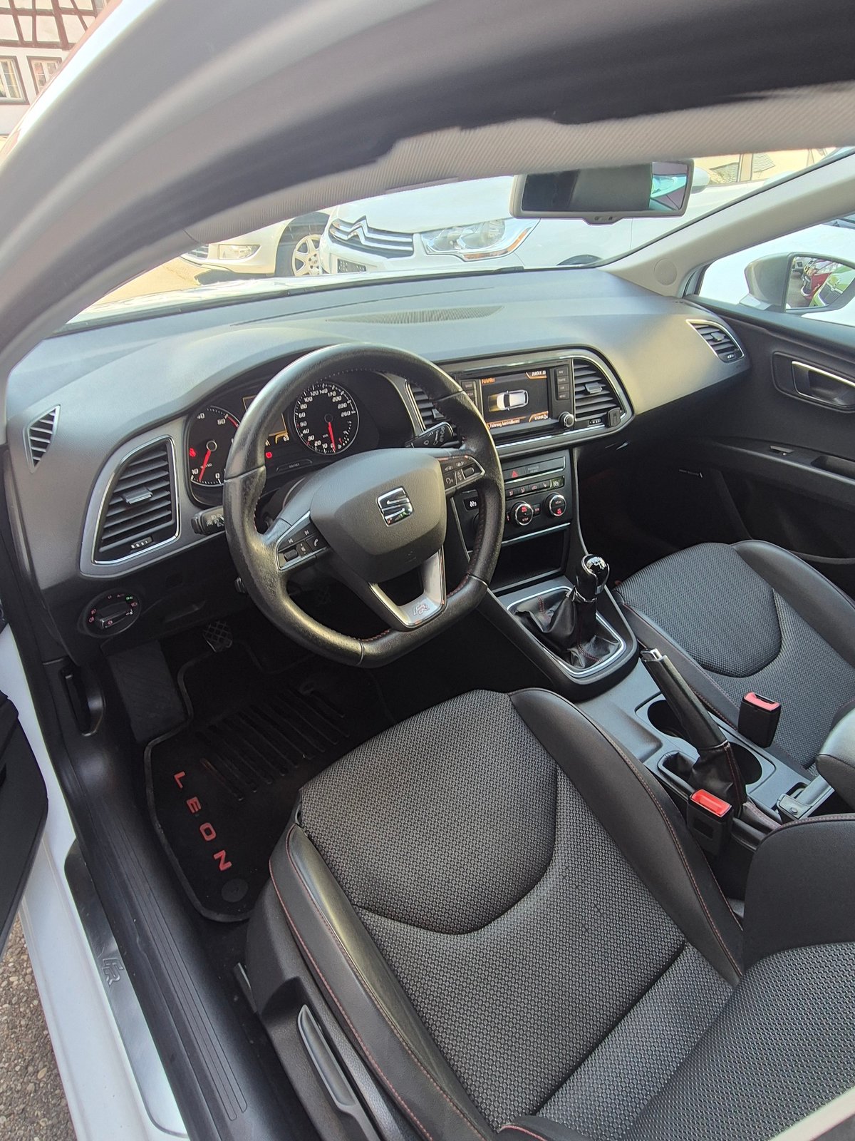 SEAT Leon ST 2.0 TDI FR, Diesel, Occasion / Utilisé, Manuelle - 7