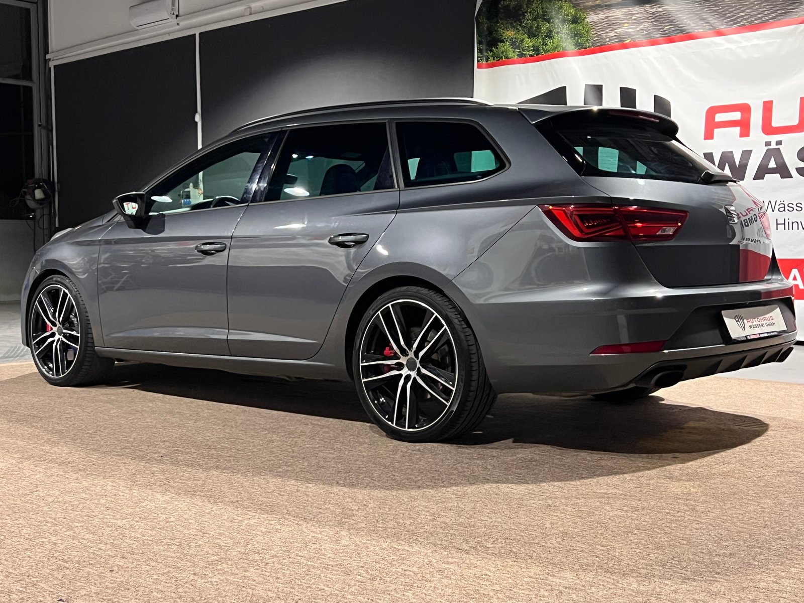 SEAT Leon ST 2.0 TSI 360 4 Drive DSG, Essence, Occasion / Utilisé, Automatique - 6