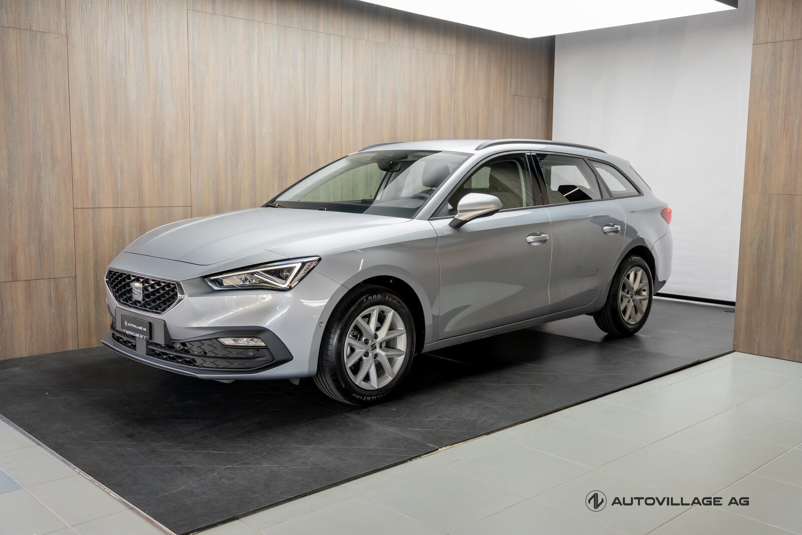 SEAT Leon ST 1.5 eTSI mHEV DSG Style