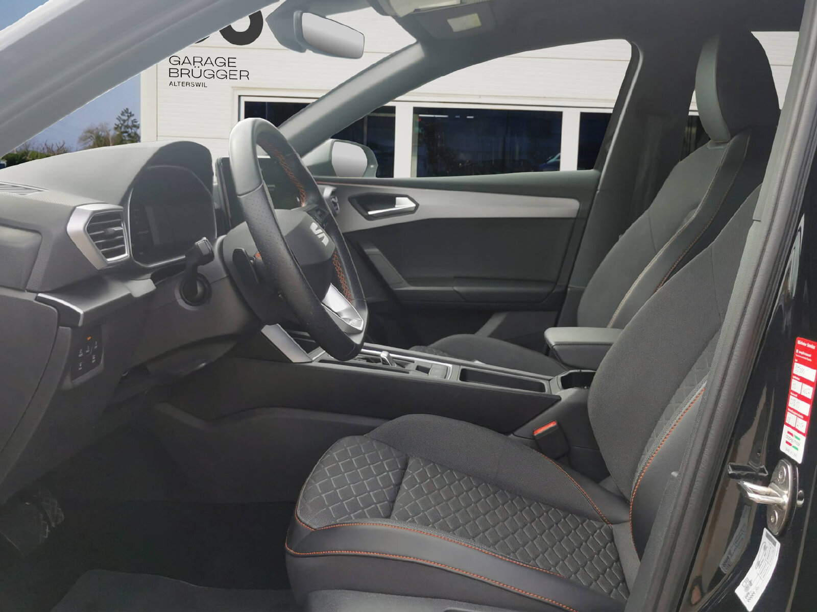 SEAT Leon ST 1.4 eHybrid Move FR DSG, Plug-in-Hybrid Petrol/Electric, Second hand / Used, Automatic - 3