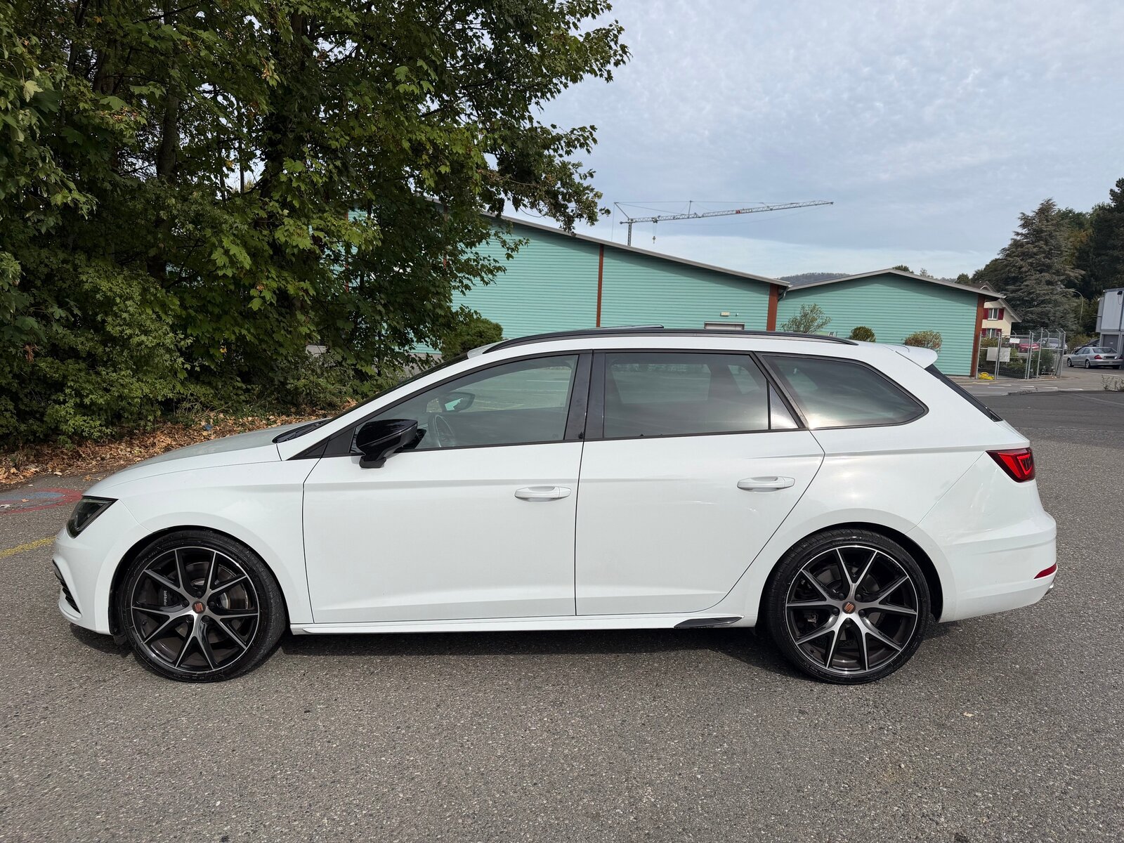 SEAT Leon ST 2.0 Eco TSI Swiss 4Drive DSG, Benzin, Occasion / Gebraucht, Automatik - 2