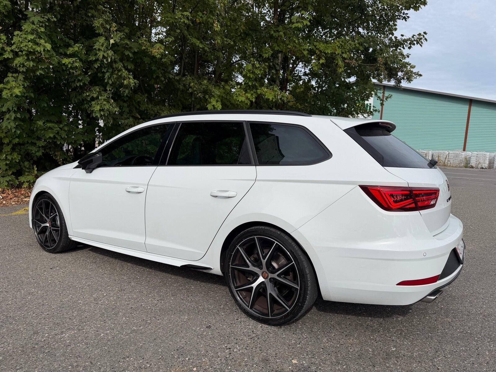 SEAT Leon ST 2.0 Eco TSI Swiss 4Drive DSG, Benzin, Occasion / Gebraucht, Automatik - 3