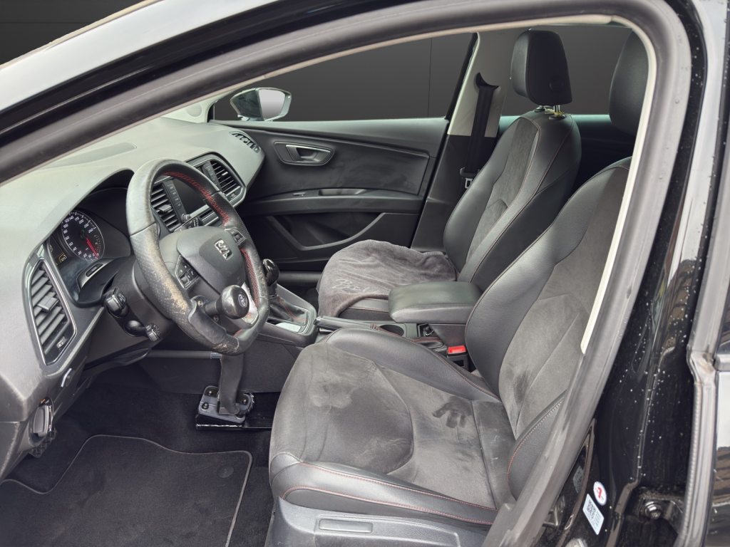 SEAT LEON ST FR LINE ACT STOPP - START (Netto), Essence, Occasion / Utilisé, Automatique - 5