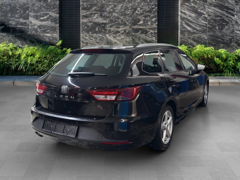 SEAT LEON ST FR LINE ACT STOPP - START (Netto), Essence, Occasion / Utilisé, Automatique - 2