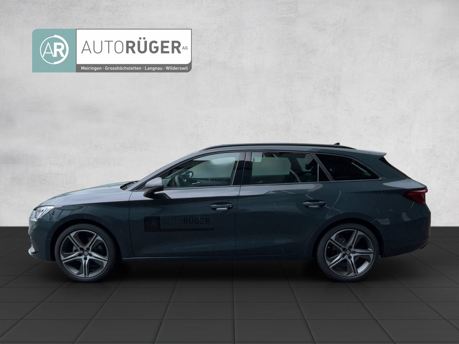 SEAT Leon ST 1.5 eTSI mHEV DSG Move FR, Mild-Hybrid Petrol/Electric, Ex-demonstrator, Automatic - 3