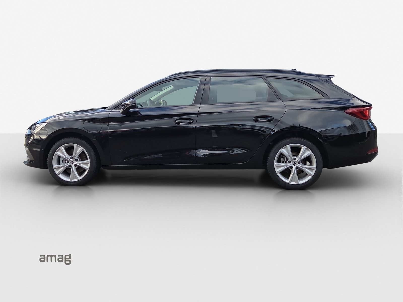 SEAT SEAT LEON SPORTSTOURER Style BUSINESS EDITION, Hybride Intégral Essence/Électricité, Voiture de démonstration, Automatique - 2