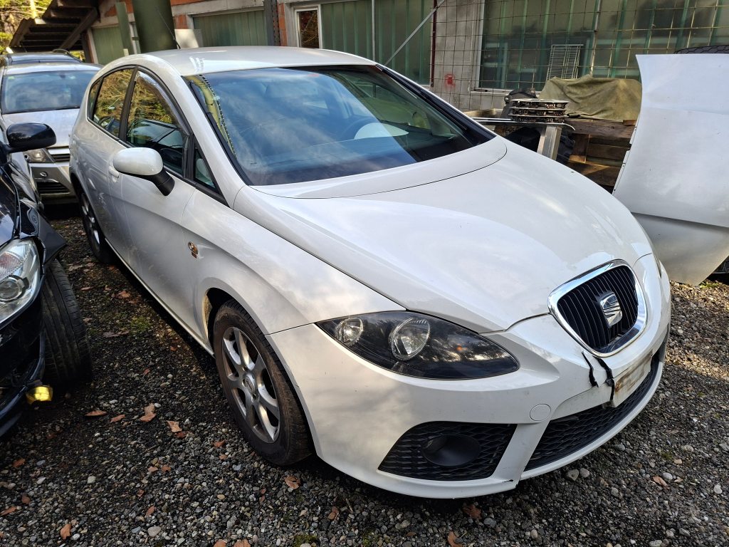 SEAT LEON 2.0 TDI DPF FR, Diesel, Occasioni / Usate, Manuale - 2