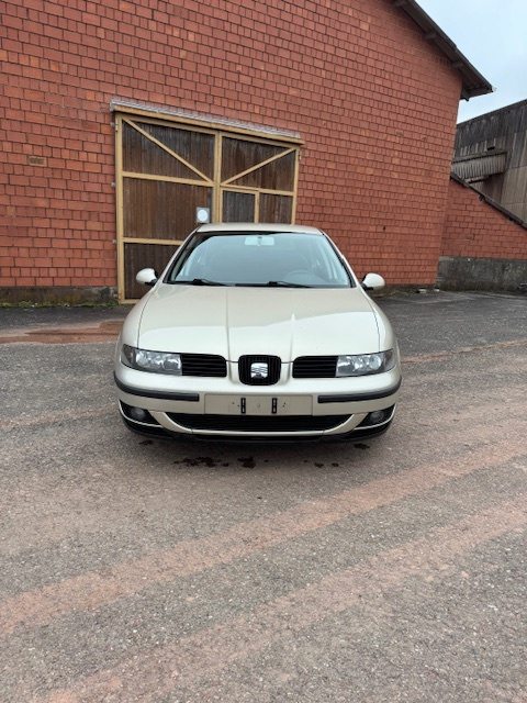 SEAT LEON 1.8 20V Spirit, Petrol, Second hand / Used, Automatic - 2